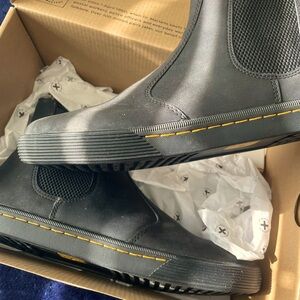 Doc Marten’s Makela Mohawk, Size 8